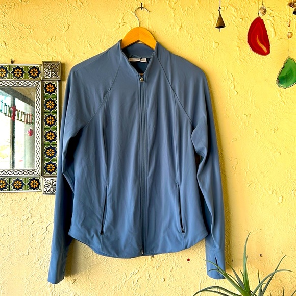 Athleta Tops - Athleta Salutation Jacket ✨ Size Large
